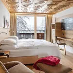 Hotell Swiss Alpine Allalin Zermatt