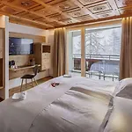 Swiss Alpine Allalin Hotel 4*
