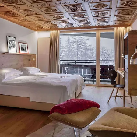 Hotel Swiss Alpine Allalin 4*