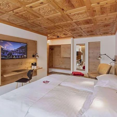 Swiss Alpine Allalin Hotel