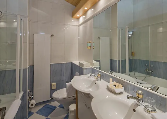 Swiss Alpine Allalin 4*