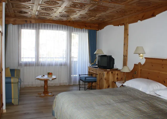 Swiss Alpine Allalin Отель 4*