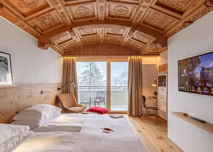 Swiss Alpine Allalin 4*