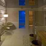 Hotel Swiss Alpine Allalin 4*