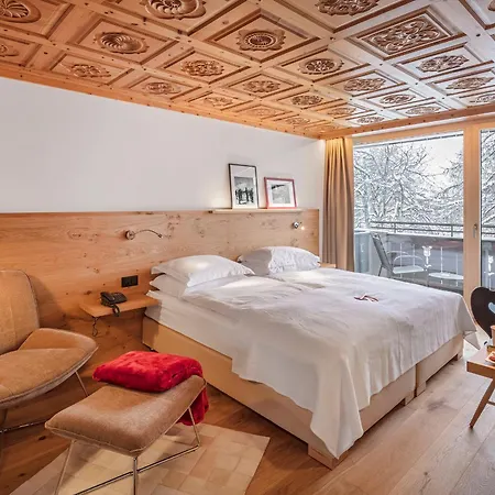 Ξενοδοχείο Swiss Alpine Allalin 4*