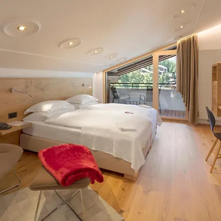 Ξενοδοχείο Swiss Alpine Allalin 4*