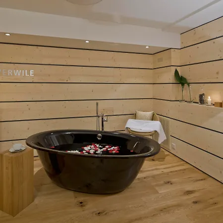 Swiss Alpine Allalin Ζερμάτ