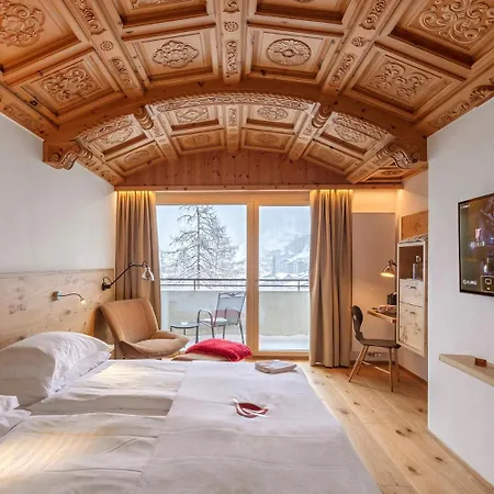 Swiss Alpine Allalin 4*